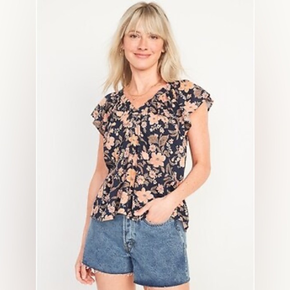 Old Navy Flutter-Sleeve Floral Print Swing Blouse